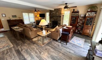 154 Upper Notch Rd, Albrightsville, PA 18210