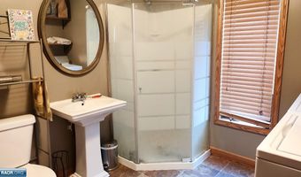 10478 Leander Rd, Angora, MN 55703