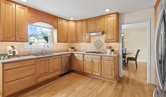 70 N FAIRFIELD Dr, Dover, DE 19901