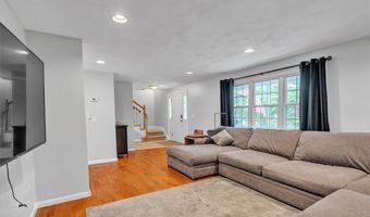 23 Blissdale Ave, Cumberland, RI 02864
