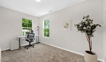 190 Sandover Dr, Aurora, OH 44202