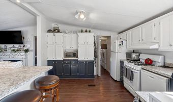 208 Fernwood Dr, Harrington, DE 19952