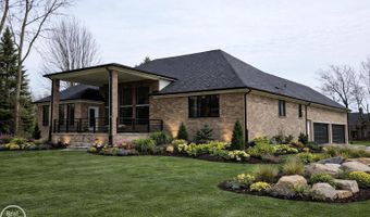 880 Hemlock Dr, Addison, MI 48370