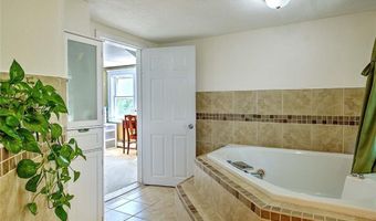 7 Hemlock Dr, Johnston, RI 02919
