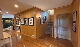 6135 Martha Dr, Aurora, IN 47001