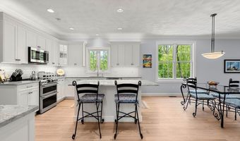 10 Yankee Way, Beverly, MA 01915