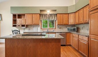 12783 Falcon Dr, Apple Valley, MN 55124