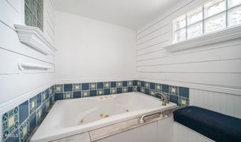 588 W 21ST Ave, Apache Junction, AZ 85120