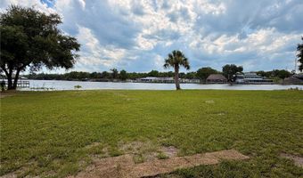 1570 RIVEREDGE Ct, Astor, FL 32102