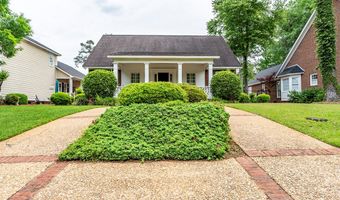608 Russell Rd, Albany, GA 31707