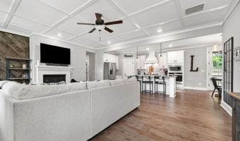 471 London Road Rd, Ball Ground, GA 30107