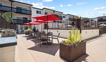 5334 Lindley Ave 319, Encino, CA 91316