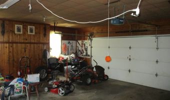 230 S Division St, Auburn, IN 46706