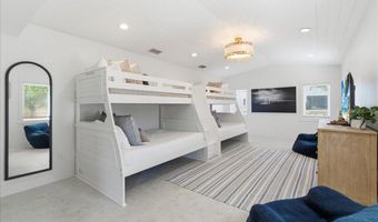 102 TUNA St, Anna Maria, FL 34216