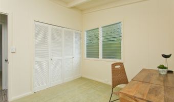 99-776 Aliipoe Dr, Aiea, HI 96701