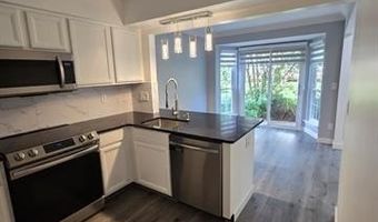 3107 Ailsa Craig Dr, Ann Arbor, MI 48108