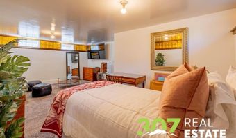 916 Canyon Ave, Cody, WY 82414