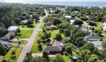 210 Henley Pl, Bay St. Louis, MS 39520