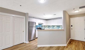 2 School St 334, Lincoln, RI 02802