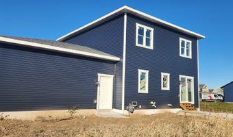 404 Chad Trl, Arlington, WI 53911