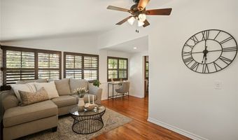 6438 Ivarene Ave, Los Angeles, CA 90068