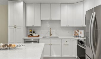 894 JONATHAN Way 3B, Altamonte Springs, FL 32701
