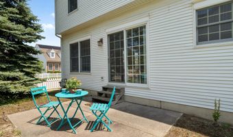 668 Boston Ct, Ann Arbor, MI 48103