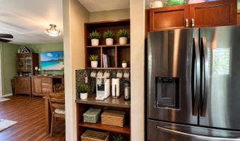 212 Alake St, Kahului, HI 96732