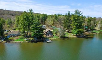 35 W Shore Dr, Berne, NY 12186