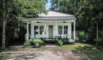 194 11th St, Apalachicola, FL 32320