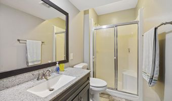 619 Crystal St, Ames, IA 50010