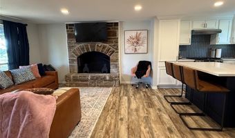 153 Cattail Trl, Millsap, TX 76066