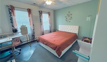 20 Canton Ct, Cranston, RI 02921
