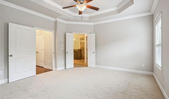 1056 Township Sq, Alpharetta, GA 30022