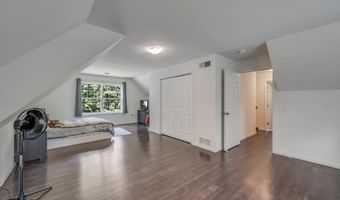 207 Game Ln, Blakeslee, PA 18610