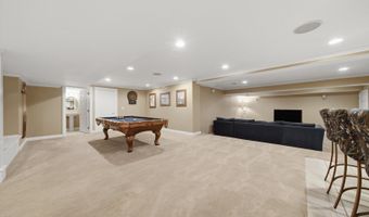 23855 W Sarah Ct, Antioch, IL 60002