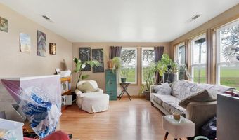8990 PERRYDALE Rd, Amity, OR 97101