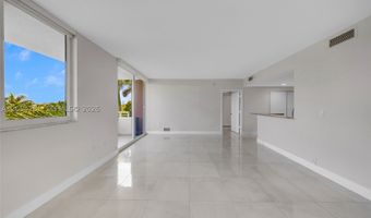 2775 NE 187th St 318, Aventura, FL 33180