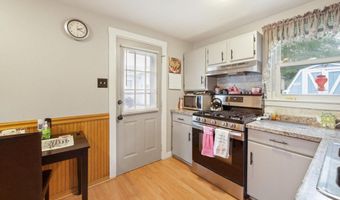 119 Falvey St, Bangor, ME 04401