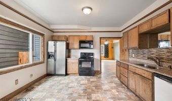 612 E 3rd St, Anaconda, MT 59711