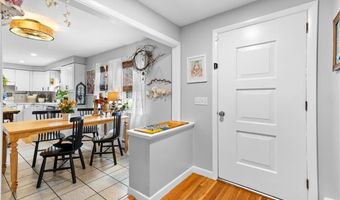 17 Golini Dr, Johnston, RI 02919