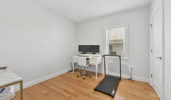 214-216 E Eagle St 5, Boston, MA 02128