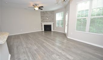 641 Briarcliff St, Apex, NC 27502