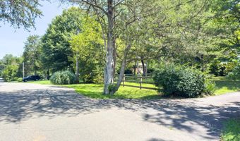 4113 PINERIDGE Dr, Annandale, VA 22003