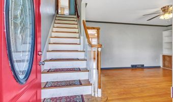 8 Fox Hill Ter, Ansonia, CT 06401