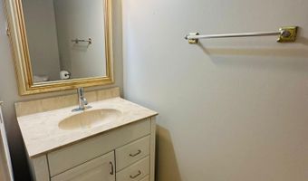 795 Watersedge Dr, Ann Arbor, MI 48105