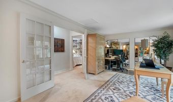 436 Shadowridge Ct, Ballwin, MO 63011