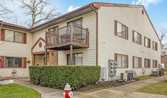 615 Broadway 83, Amityville, NY 11701