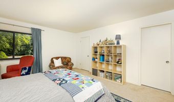 12 Haverhill Ct, Ann Arbor, MI 48105