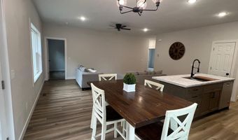 820 Spark Ave, Albert Lea, MN 56007